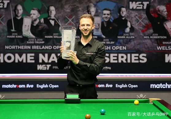 位替补队员 位替补队员