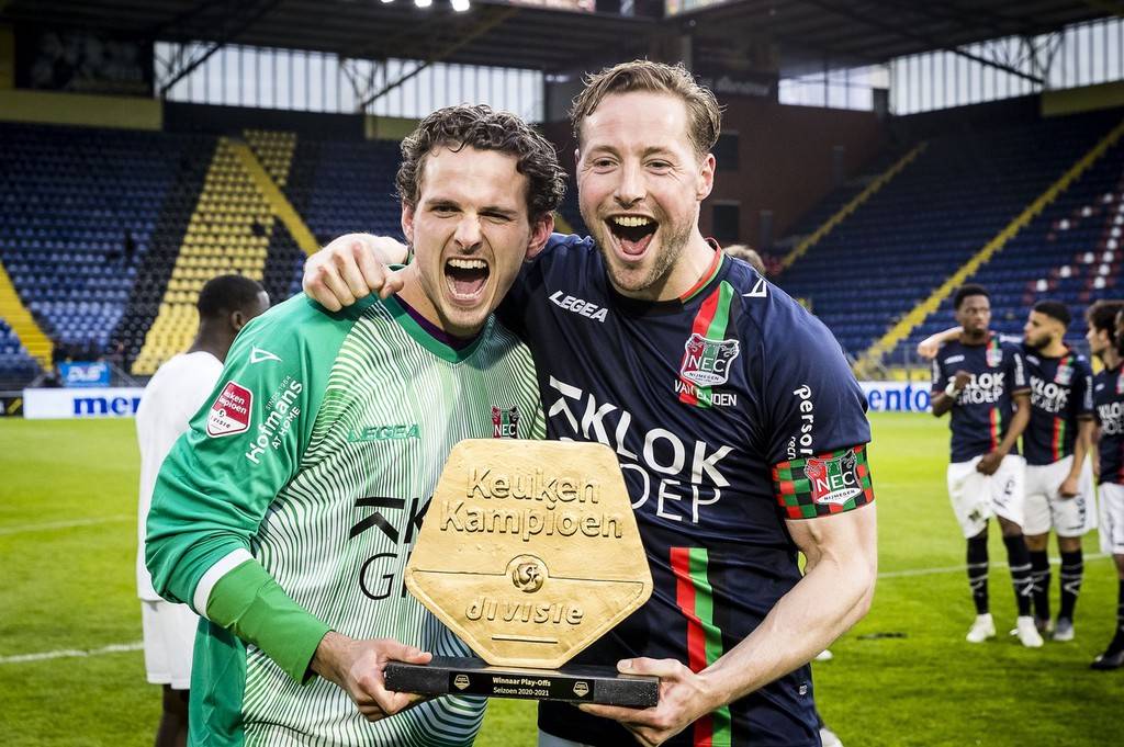 深刻反思 深刻反思