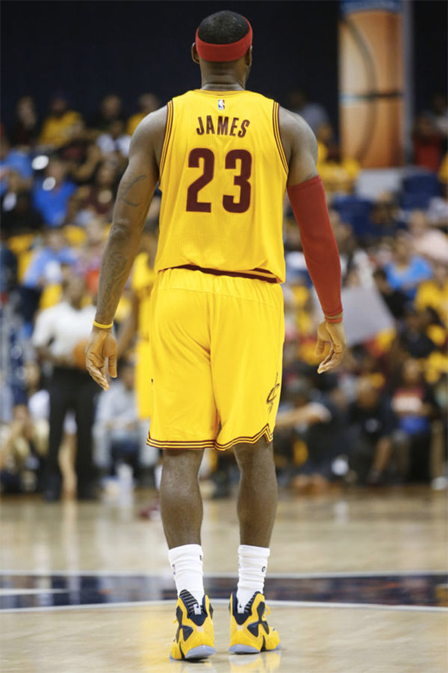 一条主线 一条主线